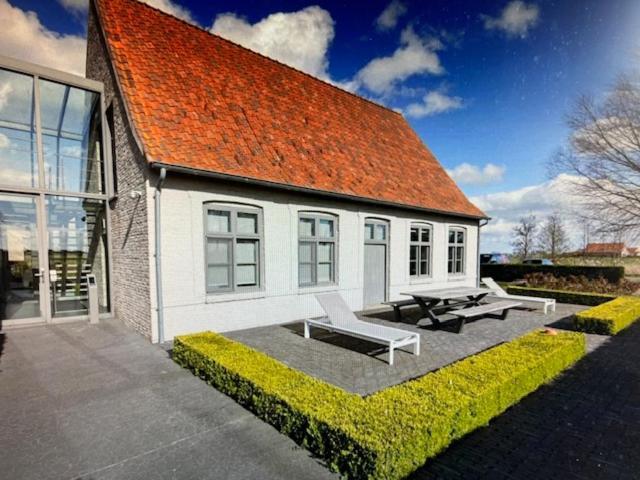 Schravenhoek Met Indoorzwembad En Sauna Veurne Exterior foto